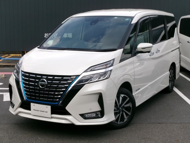 セレナ 1.2 e-POWER ハイウェイスター V 