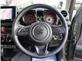 【車屋】として、長く車業界に従事した経験豊富なスタッフが多数在籍しております。