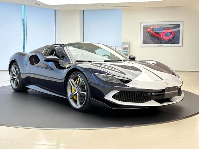 フェラーリ 296GTS 純正 最新 最高級 カーボンキー 新品未使用未開封 フェラーリ 296GTS 純正 最新 最高級 カーボンキー 新品未使用未開封