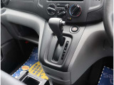 ご来店いただければ軽自動車からスポーツカー、1ボックスやセダンや輸入車などパソコンひとつで850台すべての在庫をご覧いただくことができます!