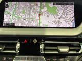 iDriveHDDナビゲーションになります。操作はコントローラーとタッチパネルにて操作いただけます。