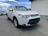 アウトランダー 2.4 24G セーフティーパッケージ 4WD 