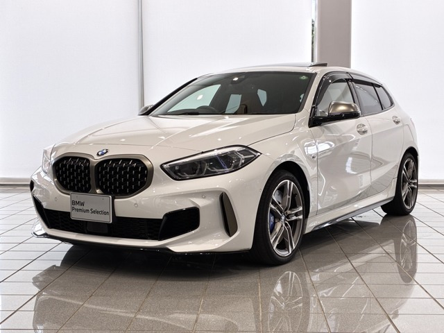 1シリーズ M135i xドライブ 4WD 