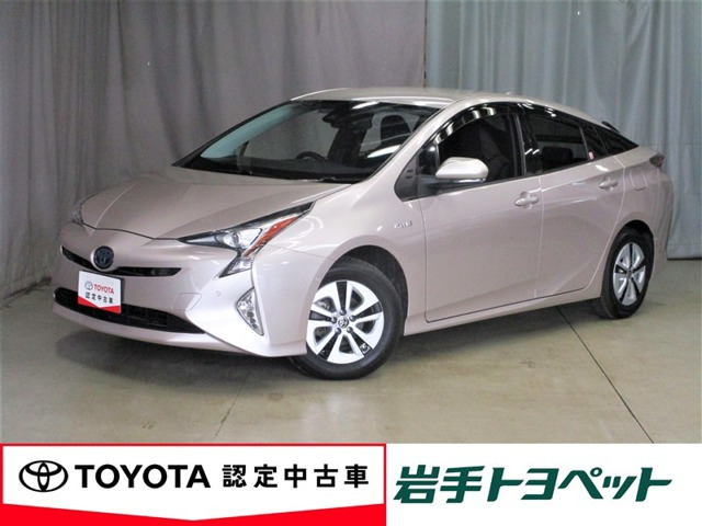 プリウス 1.8 A E-Four 4WD 