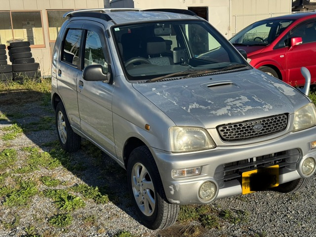 テリオスキッド エアロダウン 4WD 
