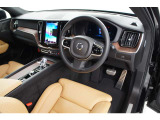 XC60 アルティメット B5 AWD 4WD 