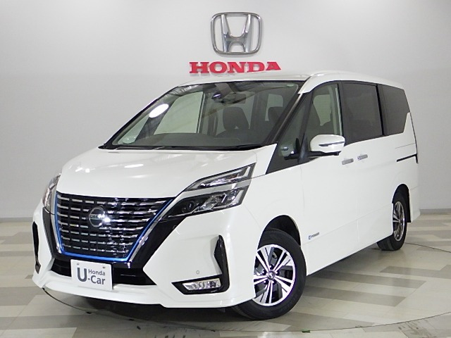 セレナ 1.2 e-POWER ハイウェイスター V 