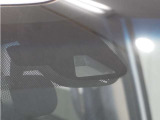 運転する人も、そうでない人も、家族みんなが安心して、自由にお出かけできる生活をサポートする先進機能。