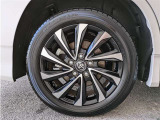 純正アルミホイール205/55R17