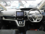 セレナ 1.2 e-POWER AUTECH 禁煙車 後席フリップダウンモニター
