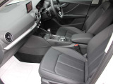 Q2 35 TFSI アドバンスド 