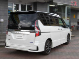 セレナ 2.0 ハイウェイスター V 4WD 