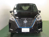 セレナ 1.2 e-POWER ハイウェイスター V 