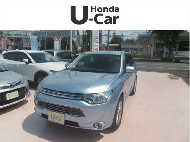アウトランダーPHEV 2.0 G プレミアムパッケージ 4WD 
