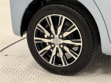 タイヤサイズは155/65R14!純正アルミホイール!残り溝は5ミリ程度です!