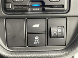 気になる車はすぐにお問い合わせください!画面右側の0066から始まる無料ダイヤルからお問い合わせ下さい!専門スタッフがお車のご質問にお答えいたします!