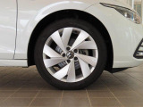 スタイル専用17インチアルミホイール タイヤサイズ225/45R17。