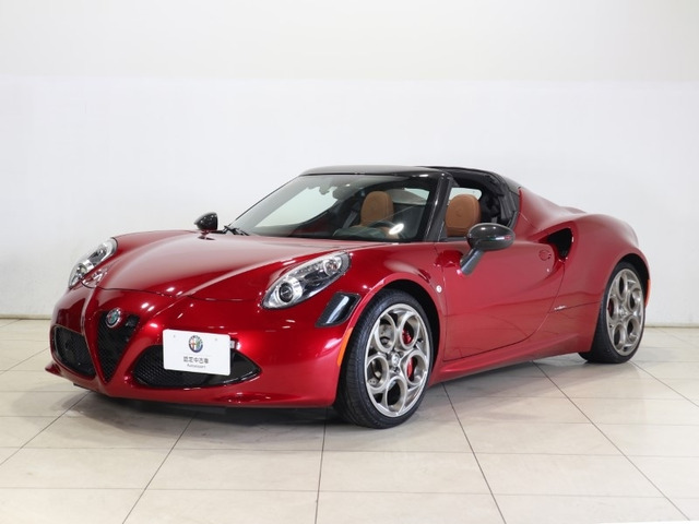 4Cスパイダー  33 Stradale Tributo