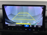 【バックモニター】後ろのカメラの映像をモニターに映し出すことができます!後方の見えない死角や、障害物との距離感をしっかり確認することができます!駐車が苦手な方におすすめです。