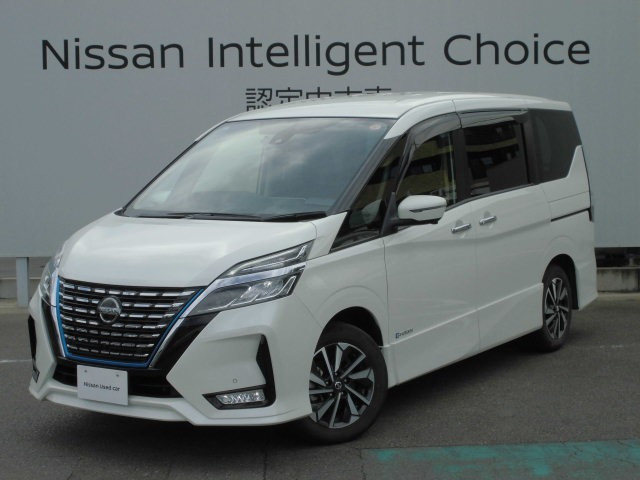 セレナ 1.2 e-POWER ハイウェイスター V 