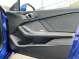 認定中古車は全車、24時間365日のロードサービスアシスタンス』が付帯します。夜間の万が一のトラブルの際にも対応でき体制が整っておりますのでご安心してお選び頂けます