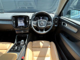 XC40 T4 AWD インスクリプション 4WD 4WD 本革シート