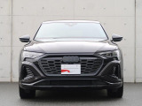 Q8スポーツバック e-tron エディション Sライン 4WD 