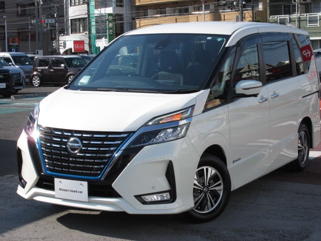 セレナ 1.2 e-POWER ハイウェイスター V 