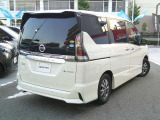 セレナ 1.2 e-POWER ハイウェイスター V 