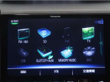 車内でCD DVD等、様々なメディアが楽しめます。