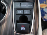 弊社でお車をご購入頂いたお客様は、一部車種を除いて【オイル交換永久無料】となっております。※詳細はスタッフまでお問合せ下さい。