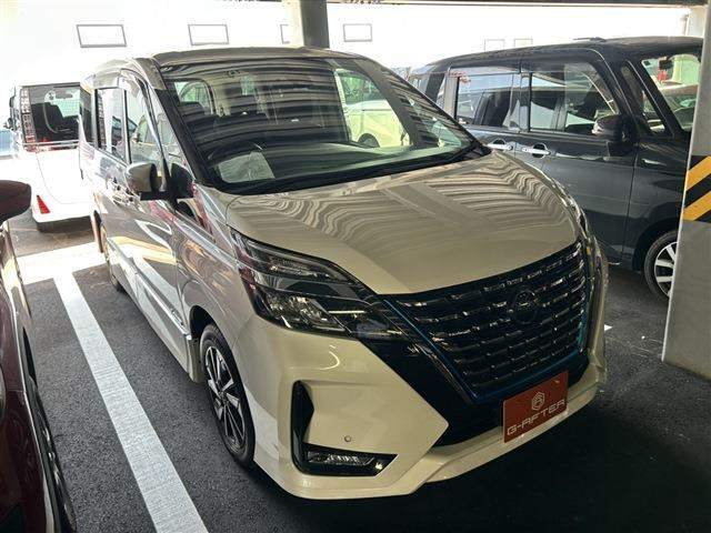 セレナ 1.2 e-POWER ハイウェイスター V 純正10型ナビop16AWプロパイロットWエアコ