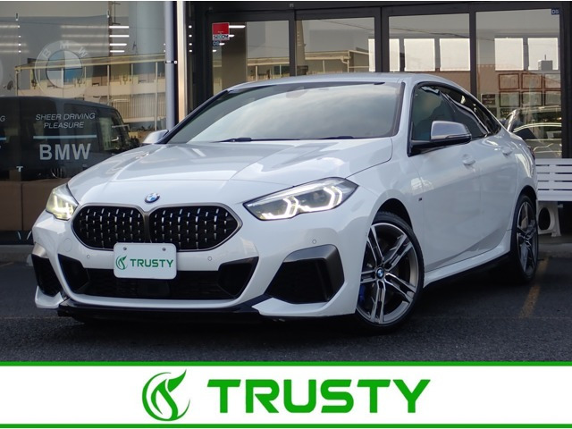 2シリーズグランクーペ M235i xドライブ 4WD 