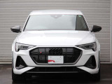 アウディの電気自動車「e‐トロン」ファミリーとして初のSモデル「e‐トロンSスポーツバック」