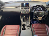 NX 200t Fスポーツ 