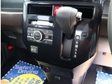 【車屋】として、長く車業界に従事した経験豊富なスタッフが多数在籍しております。
