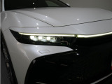 LEDヘッドライトです。デザイン性がよくとても明るいので、夜間の走行や悪天候でも安心です。しかも長寿命!