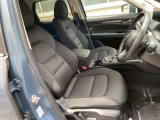 【運転席10Wayパワーシート&ドライビングポジションメモリー機能】運転手にあったシートパターン設定可能です。