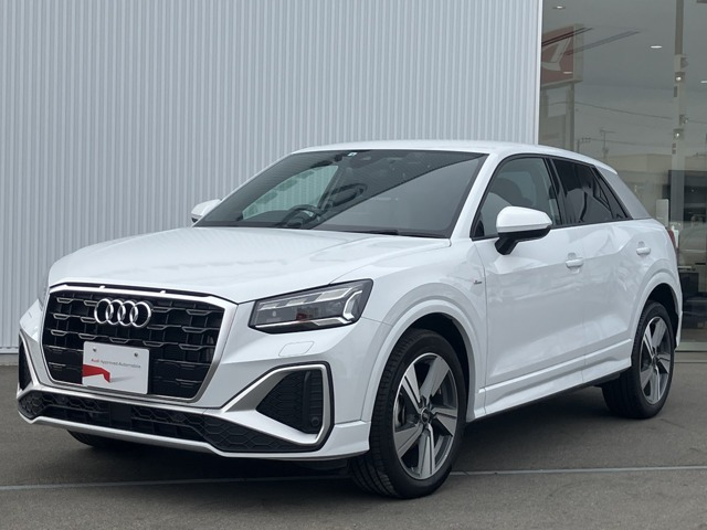 Q2 35 TFSI Sライン 