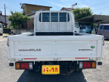 荷台&鳥居鉄板貼りやロープ穴、荷掛けフックに加え、アルミ縞板架装や外装メッキ架装等も承ります☆