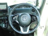 話題のHonda SENSING付きですので安心、安全ドライブが出来ます。