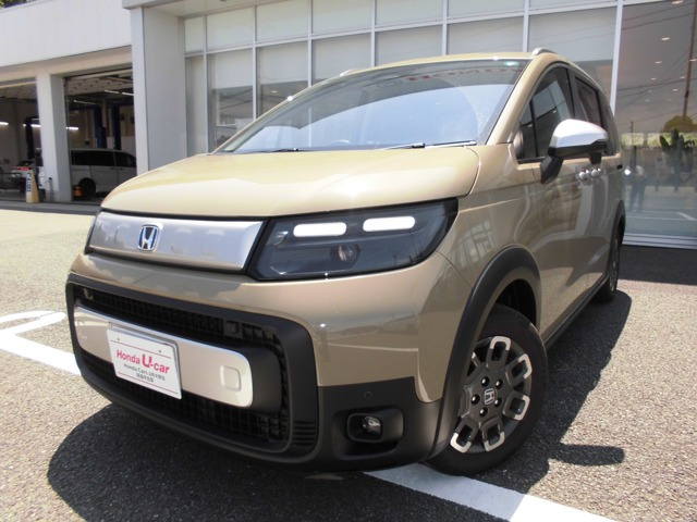 フリード  1.5 クロスター 4WD