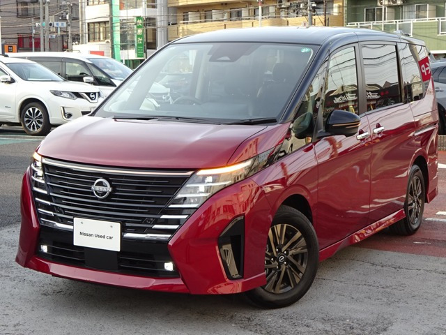セレナ 1.4 e-POWER ハイウェイスター V 90周年記念車 