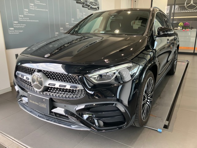 GLAクラス GLA200d 4マチック AMGラインパッケージ 4WD 