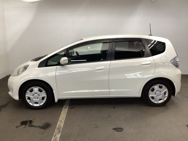 ホンダ フィットハイブリッド の中古車詳細 (103,000km, プレミアム