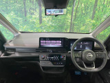 セレナ 1.4 e-POWER ハイウェイスター V 