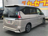セレナ 2.0 ハイウェイスター VセレクションII 