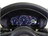 【明るく見やすいメーター】視認性が良く明るく見やすいメーター。運転者にとって見やすいメーターは運転していても疲れないですよね。