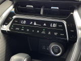 気になる車はすぐにお問い合わせください!画面右側の0066から始まる無料ダイヤルからお問い合わせ下さい!専門スタッフがお車のご質問にお答えいたします!