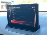 純正ナビ付きでフルセグ・DVD再生・Bluetoothなど付いてとても便利な車両です♪